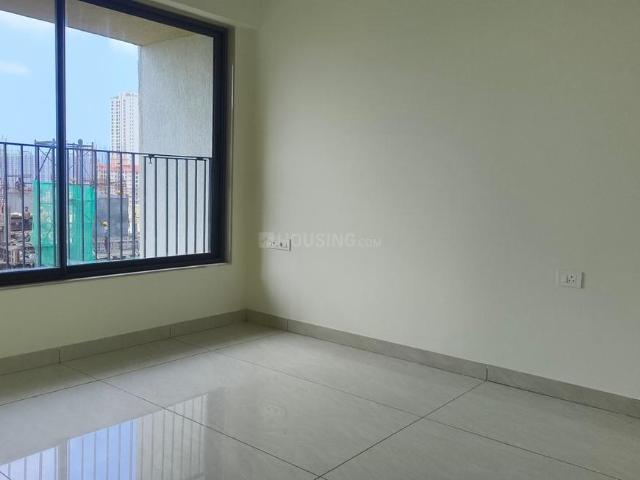 2 BHK Apartment in Malad West for rent Mumbai. The reference number is 21056179
