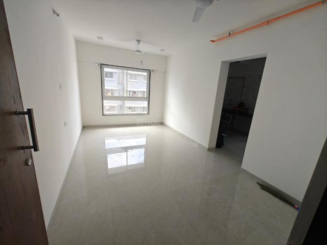 2 BHK Apartment in Malad West for rent Mumbai. The reference number is 21092403