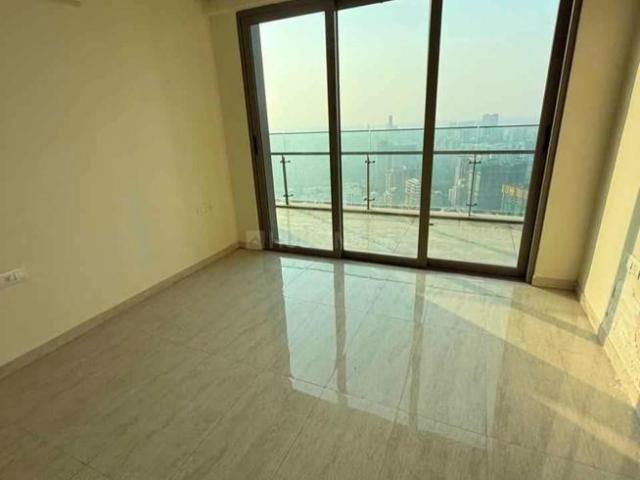 2 BHK Apartment in Malad West for rent Mumbai. The reference number is 21121201
