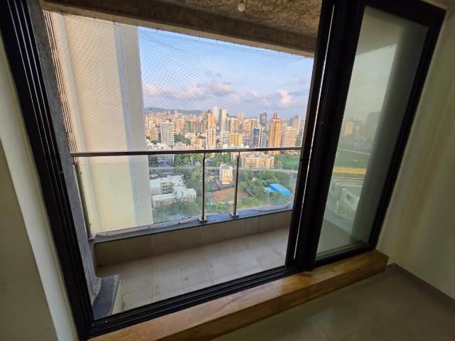 2 BHK Apartment in Malad West for rent Mumbai. The reference number is 21206213