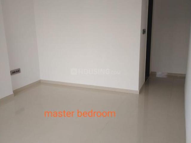 2 BHK Apartment in Malad West for resale Mumbai. The reference number is 12618844