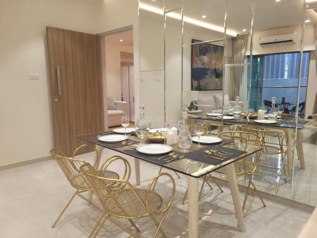 2 BHK Apartment in Malad West for resale Mumbai. The reference number is 15514343