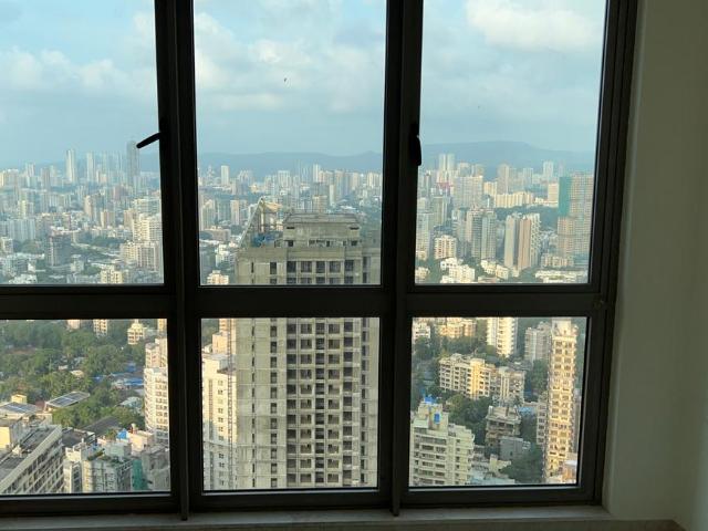 2 BHK Apartment in Malad West for resale Mumbai. The reference number is 18969926