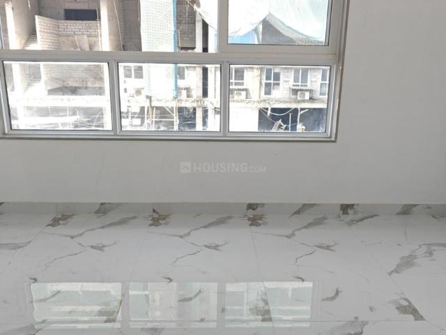 2 BHK Apartment in Malad West for resale Mumbai. The reference number is 19328780