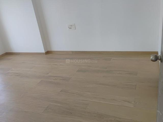 2 BHK Apartment in Malad West for resale Mumbai. The reference number is 19868572