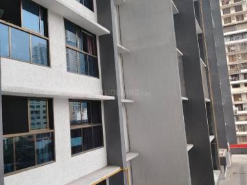 2 BHK Apartment in Malad West for resale Mumbai. The reference number is 20464528