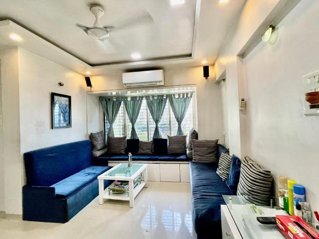 2 BHK Apartment in Malad West for resale Mumbai. The reference number is 20558042