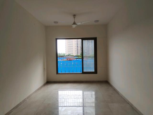 2 BHK Apartment in Malad West for resale Mumbai. The reference number is 20588947