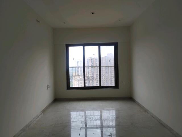 2 BHK Apartment in Malad West for resale Mumbai. The reference number is 20589015