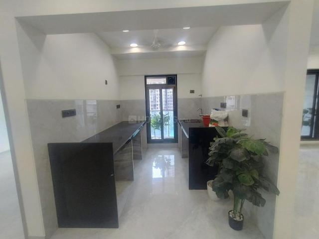 2 BHK Apartment in Malad West for resale Mumbai. The reference number is 20709709