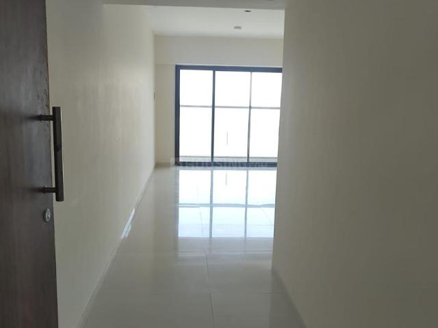 2 BHK Apartment in Malad West for resale Mumbai. The reference number is 20848262