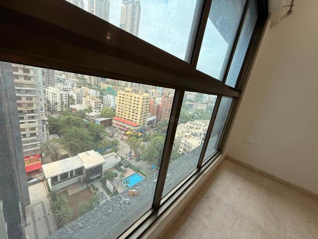 2 BHK Apartment in Malad West for resale Mumbai. The reference number is 20830493