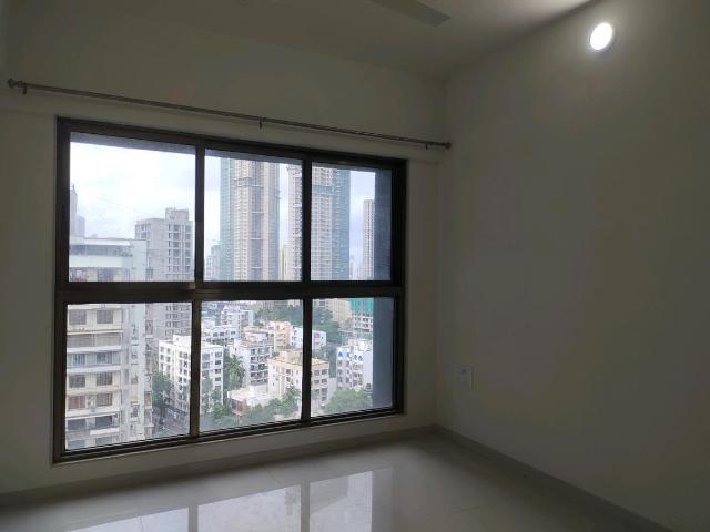 2 BHK Apartment in Malad West for resale Mumbai. The reference number is 20954007