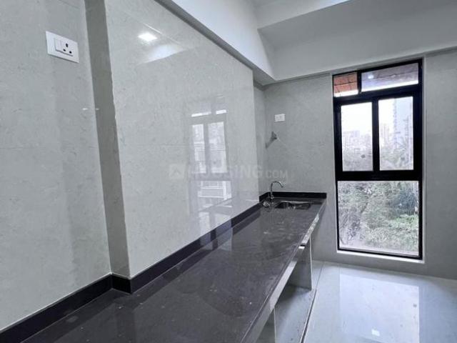 2 BHK Apartment in Malad West for resale Mumbai. The reference number is 20961421