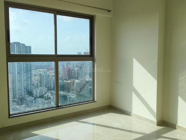 2 BHK Apartment in Malad West for resale Mumbai. The reference number is 21045128