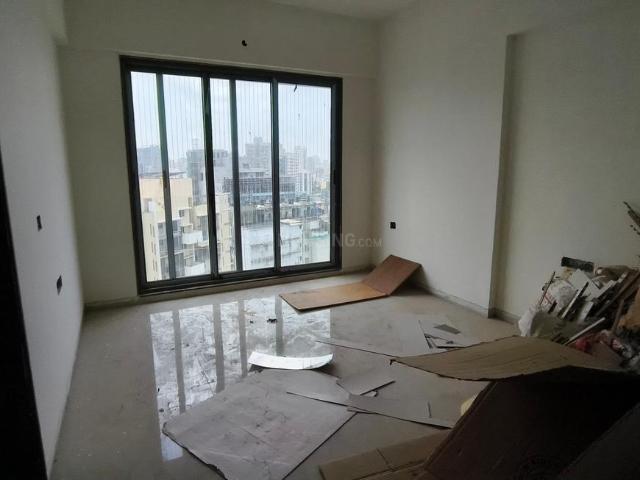 2 BHK Apartment in Malad West for resale Mumbai. The reference number is 21049351