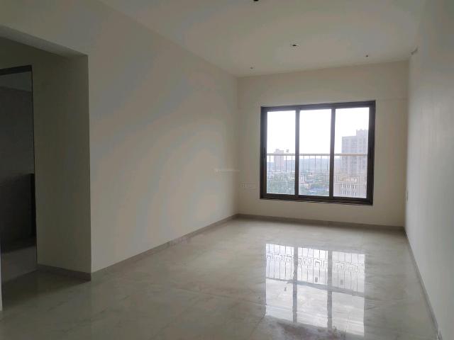 2 BHK Apartment in Malad West for resale Mumbai. The reference number is 21001517