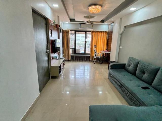 2 BHK Apartment in Malad West for resale Mumbai. The reference number is 21016349