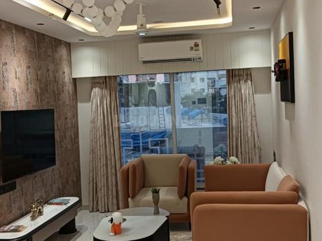 2 BHK Apartment in Malad West for resale Mumbai. The reference number is 21021477