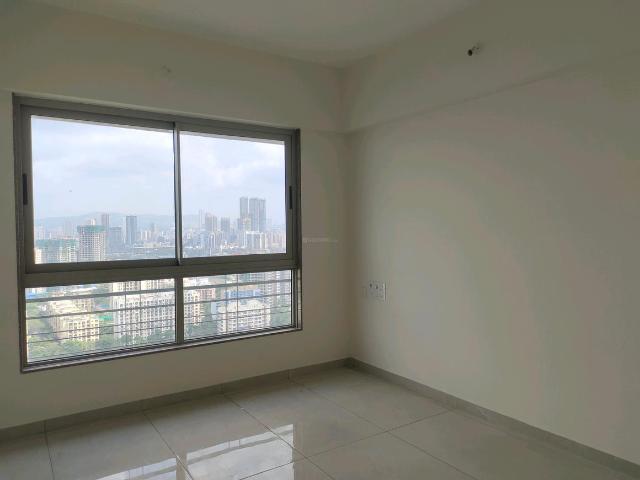 2 BHK Apartment in Malad West for resale Mumbai. The reference number is 21185325
