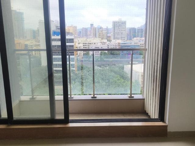 2 BHK Apartment in Malad West for resale Mumbai. The reference number is 21116009