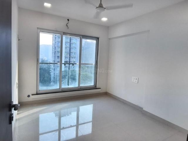 2 BHK Apartment in Malad West for resale Mumbai. The reference number is 21350838