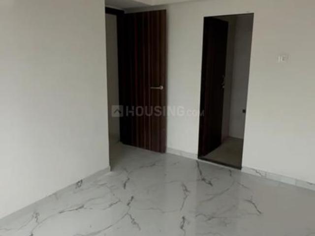 2 BHK Apartment in Malad West for resale Mumbai. The reference number is 21306016