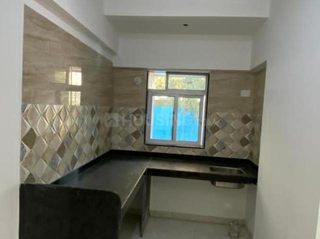 2 BHK Apartment in Malad West for resale Mumbai. The reference number is 21326177
