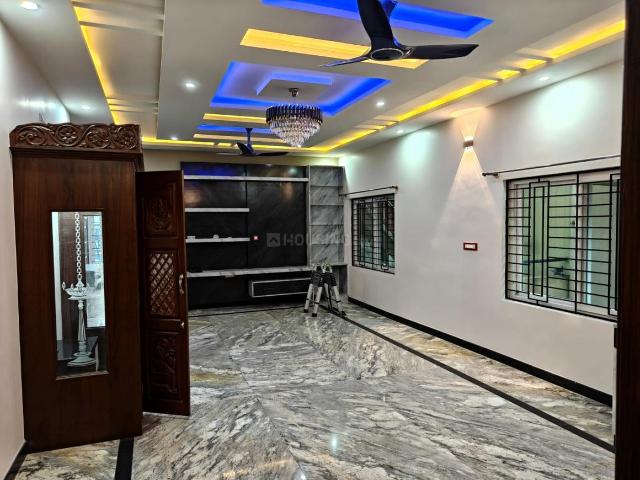 2 BHK Apartment in Malleswaram for rent Bengaluru. The reference number is 19212701