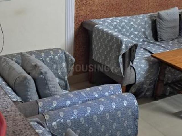 2 BHK Apartment in Mandawali for rent New Delhi. The reference number is 20940412