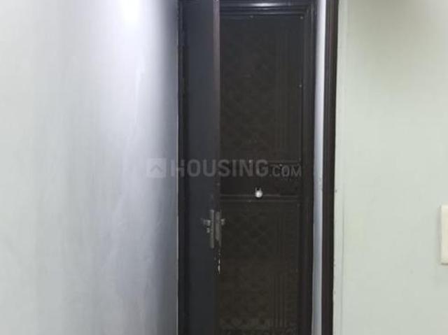 2 BHK Apartment in Mandawali for rent New Delhi. The reference number is 20913255
