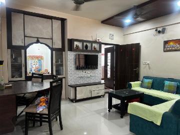 2 BHK Apartment in Maninagar for rent Ahmedabad. The reference number is 19210521