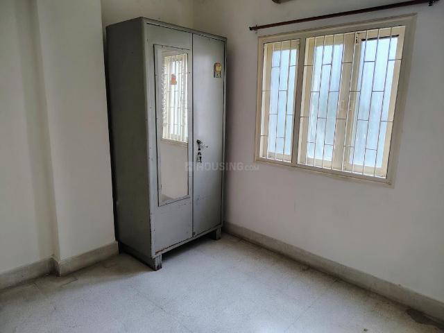 2 BHK Apartment in Maninagar for rent Ahmedabad. The reference number is 20126221