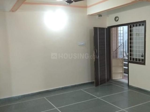 2 BHK Apartment in Maninagar for rent Ahmedabad. The reference number is 21069341
