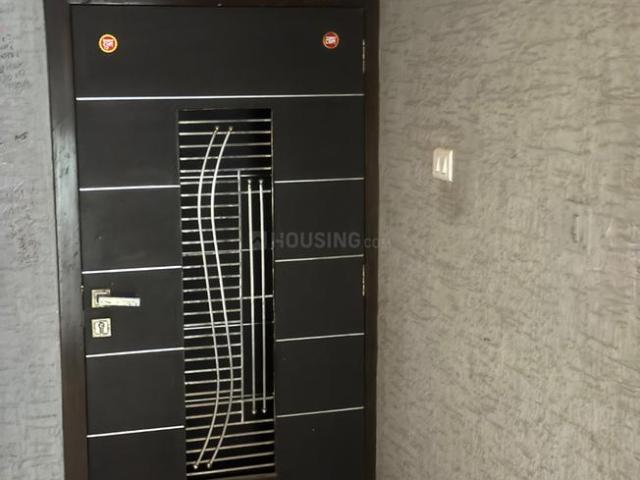 2 BHK Apartment in Maninagar for rent Ahmedabad. The reference number is 21150556