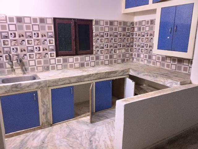 2 BHK Apartment in Manikonda for rent Hyderabad. The reference number is 21284572