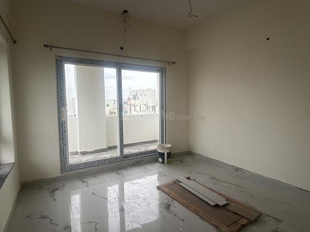 2 BHK Apartment in Manneguda for resale Hyderabad. The reference number is 21220593