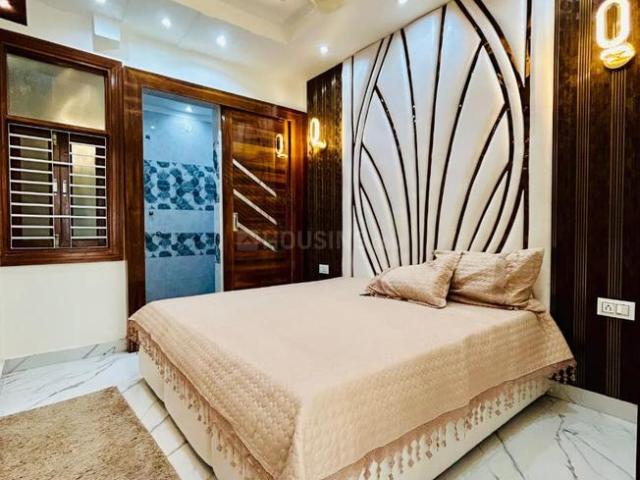 2 BHK Apartment in Mansa Ram Park for rent New Delhi. The reference number is 21364545