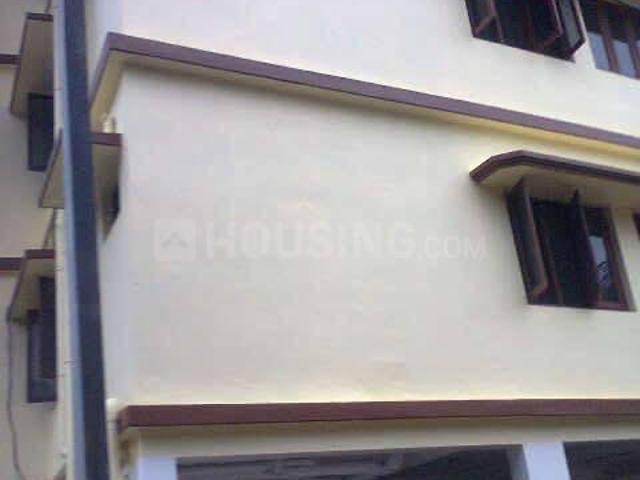 2 BHK Apartment in Maradu for rent Kochi. The reference number is 20564352