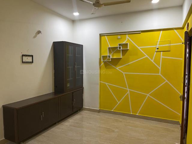 2 BHK Apartment in Maruthi Nagar for rent Hosur. The reference number is 15385997