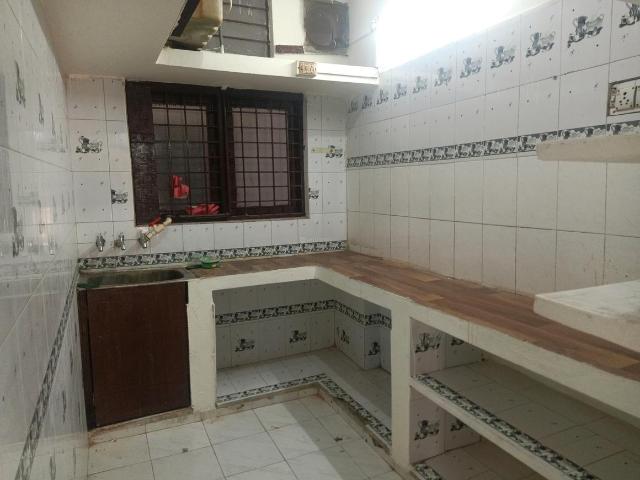 2 BHK Apartment in Masab Tank for rent Hyderabad. The reference number is 17444504