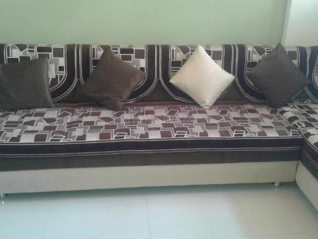 2 BHK Apartment in Memnagar for rent Ahmedabad. The reference number is 17830110