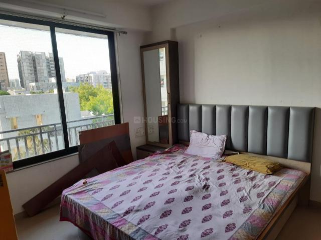 2 BHK Apartment in Memnagar for rent Ahmedabad. The reference number is 21015969