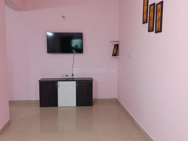 2 BHK Apartment in Miyapur for rent Hyderabad. The reference number is 14973301