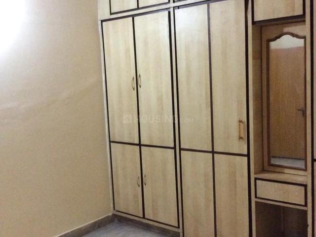 2 BHK Apartment in Miyapur for rent Hyderabad. The reference number is 19128413