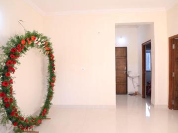 2 BHK Apartment in Miyapur for rent Hyderabad. The reference number is 20494367