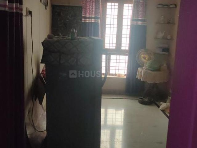 2 BHK Apartment in Miyapur for rent Hyderabad. The reference number is 20934074