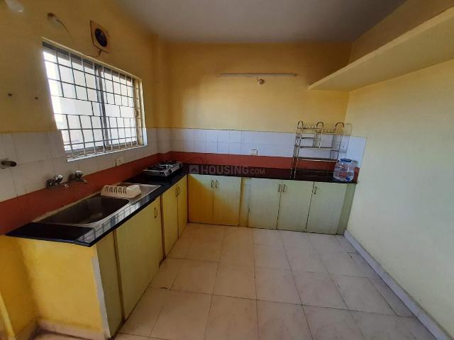 2 BHK Apartment in Miyapur for rent Hyderabad. The reference number is 21233627