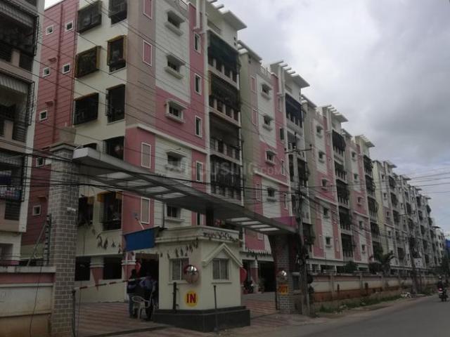 2 BHK Apartment in Miyapur for resale Hyderabad. The reference number is 18121919