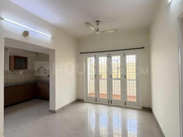 2 BHK Apartment in Miyapur for resale Hyderabad. The reference number is 19828882